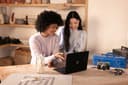 Microsoft Comic Chat: Khi lịch sử phần mềm trở thành mã nguồn mở cho thế hệ lập trình viên mới