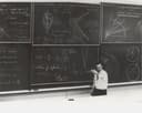 Richard Feynman và Connection Machine: Khi tư duy vật lý định hình tương lai điện toán song song