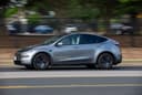 Tesla Robotaxi đổ bộ Florida: Bước đi thận trọng hay nước cờ chiến lược trước ngày báo cáo tài chính?